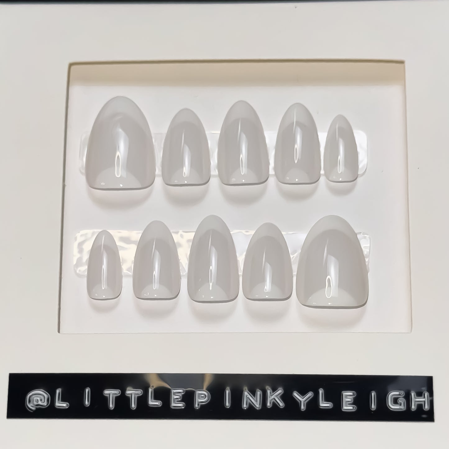 #4 White Jade Frenchies